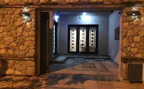 Casa de Piedra- céntrica